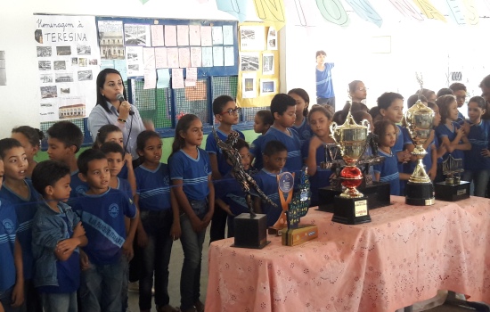 Escola, modalidade, Estado, Municipal, Parque, histria, tantos, sucesso, Itarar, projeto, muito, saram, primeiros, ganhou, resultados, participantes, Badminton, feito, confunde, presente