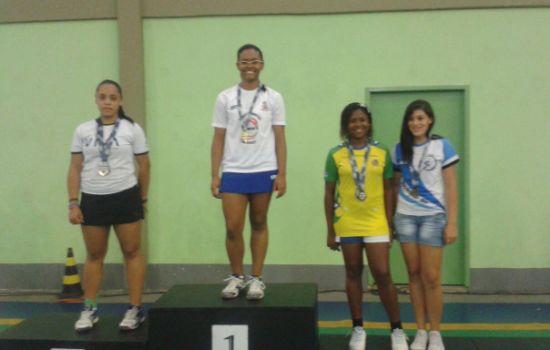 Vieira, medalhas, resultado, medalha, atletas, Badminton, trouxeram, apenas, Lorena, simples, conquistou, campeonato, destaque, neste, semana, participou, Dirceu, Grande, Campeonato, Nacional, melhor, Associao, obteve, Vitria, participaram