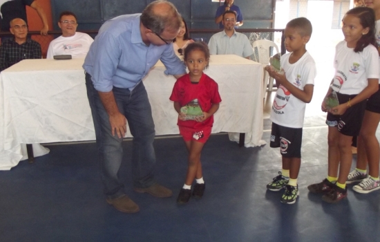 Badminton, Associao, Escola, Teresina, Municipal, Dirceu, Grande, Campeonato, Prefeito, evento, Itarar, Parque, Firmino, apoio, Filho, banda, mestre, presena, contou, Prefeitura, Secretaria, novembro, semana, Educao, Neste, abertura, realizou, realizada