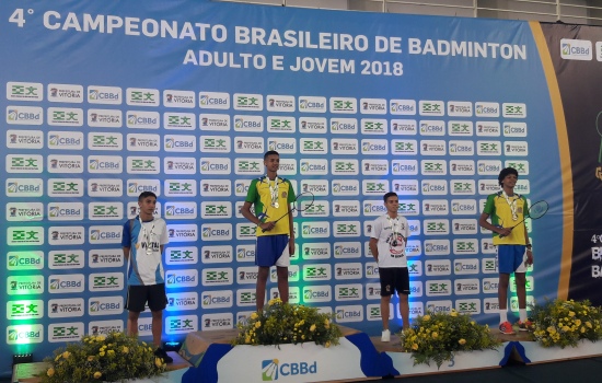 atletas, ltima, Badminton, evento, participao, cantos, vrios, envolveu, Brasil, Realizado, Vitria, cidade, quinta-feira, domingo, neste, Campeonato, Brasileiro, Encerrou, iniciou, contou